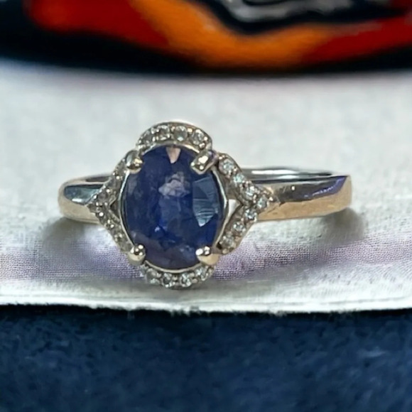 Natural Ceylon Sapphire Sterling Silver Ring (6.75) - Picture 4 of 12